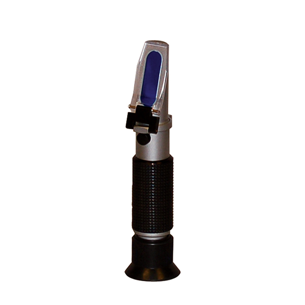 Refractometer